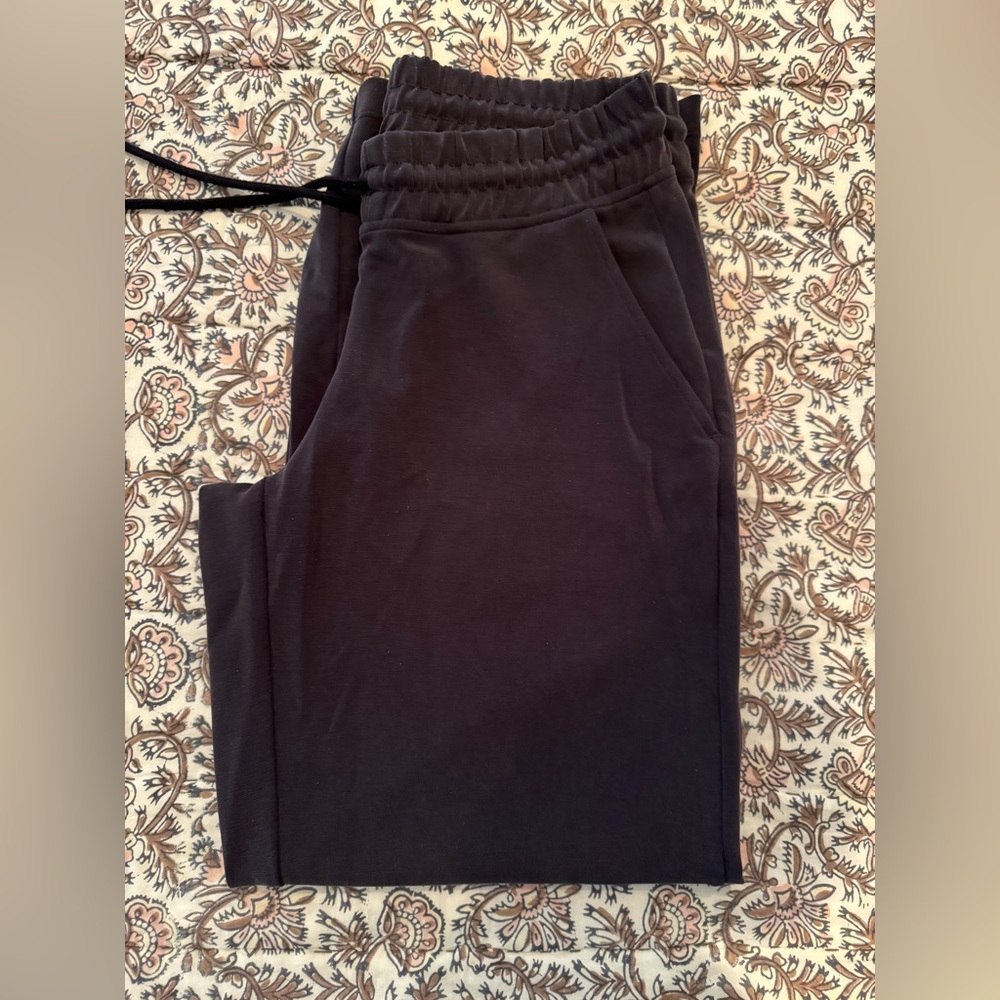 ATHLETA Seasoft Mid Rise Straight Pant | Small Petite - Picture 6 of 8